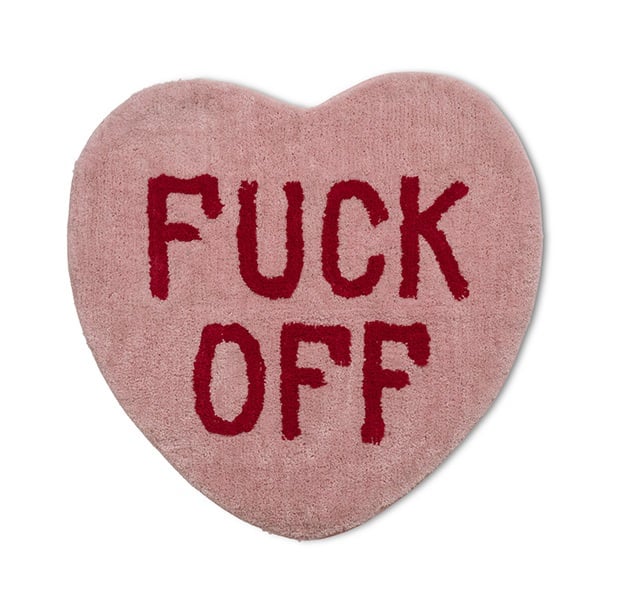 tapis coeur fuck off bitten