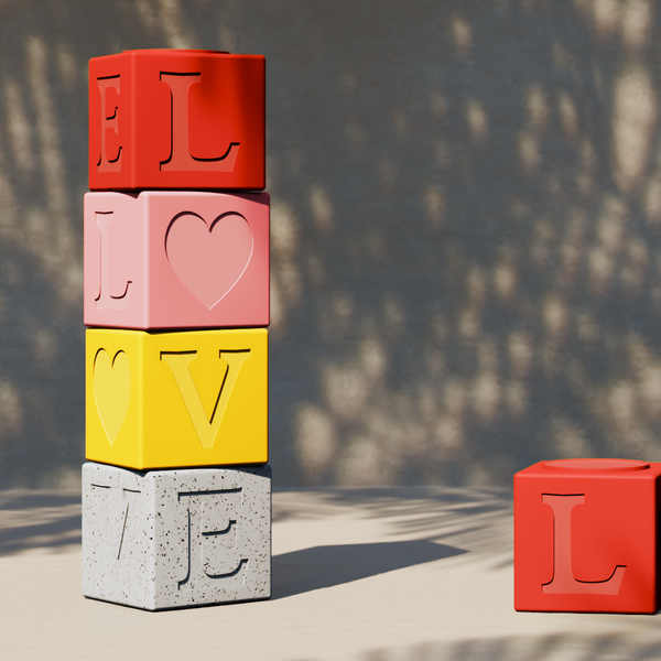 LOVE TOTEM – 4 Cubes Empilables