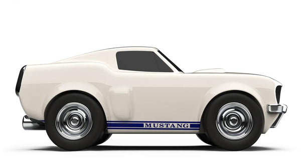 Ivoorwitte Ford Mustang - Baghera
