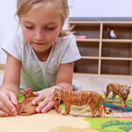 Figurine Tigresse et son bébé