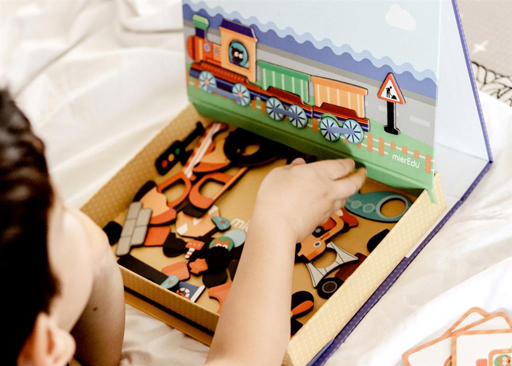 Magnetic Book - Vehicles