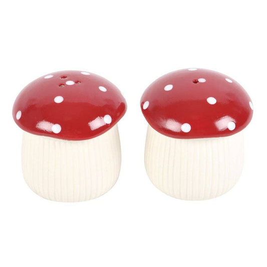 Salt and pepper shakers with mushrooms