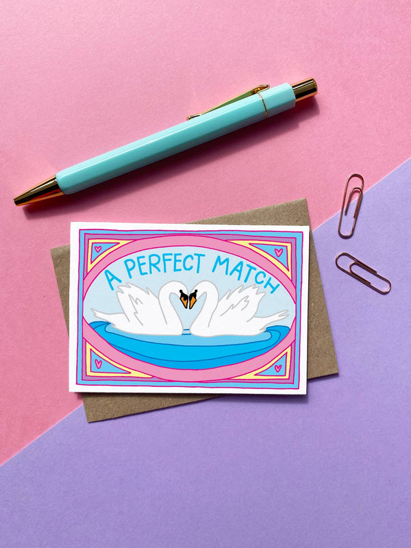 Wenskaart met kleine zwaan "Een perfecte match"