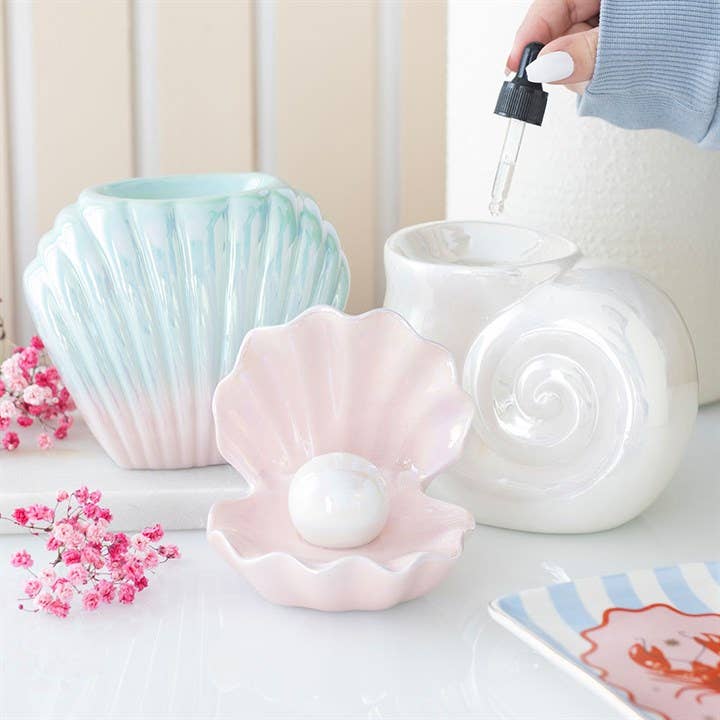 Pearlescent spiral coastal oil burner