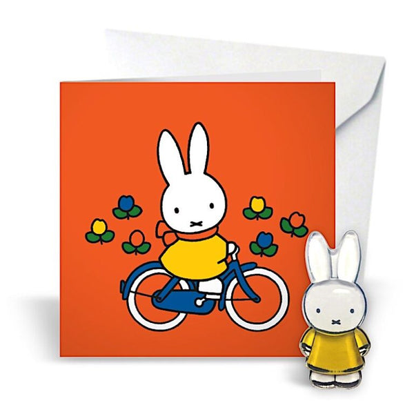 Kaartje met een klein Miffy Rabbit-item