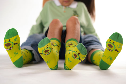 👨👩👧 Pack Chaussettes Familiar – Papá & Mini Yema 🍳 + Mamá & Mini Avo 🥑