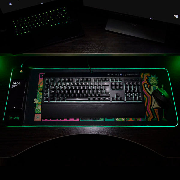 Rick and Morty - Oversize Gaming Mat & Mobile Charger
