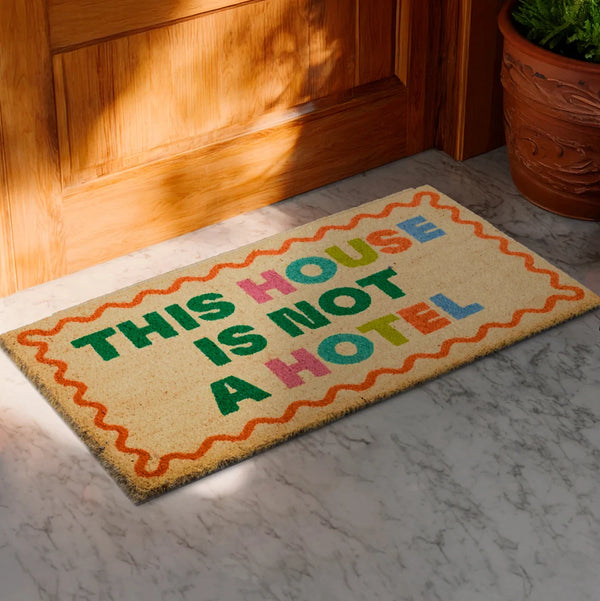 Paillasson « This house is not a hotel » – Fisura – vue 2