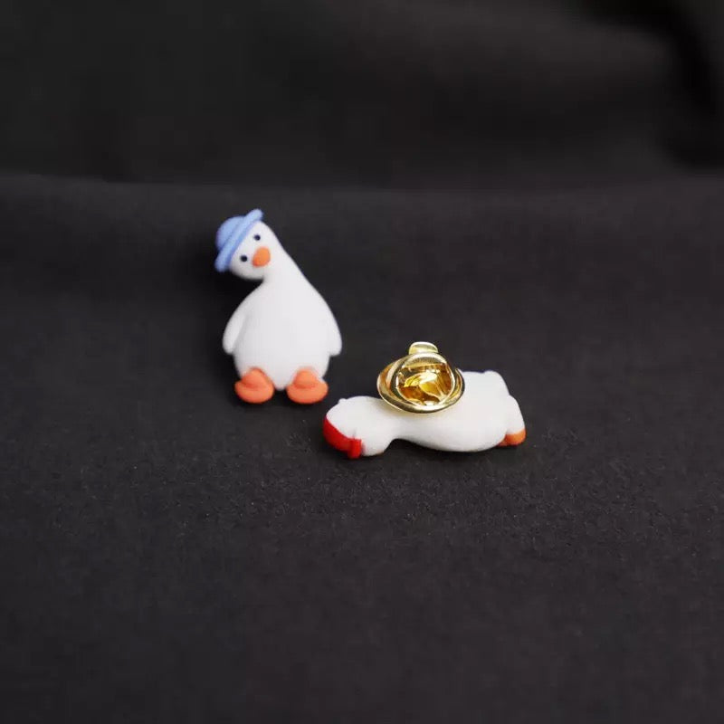 White Duck Blue Hat Pin