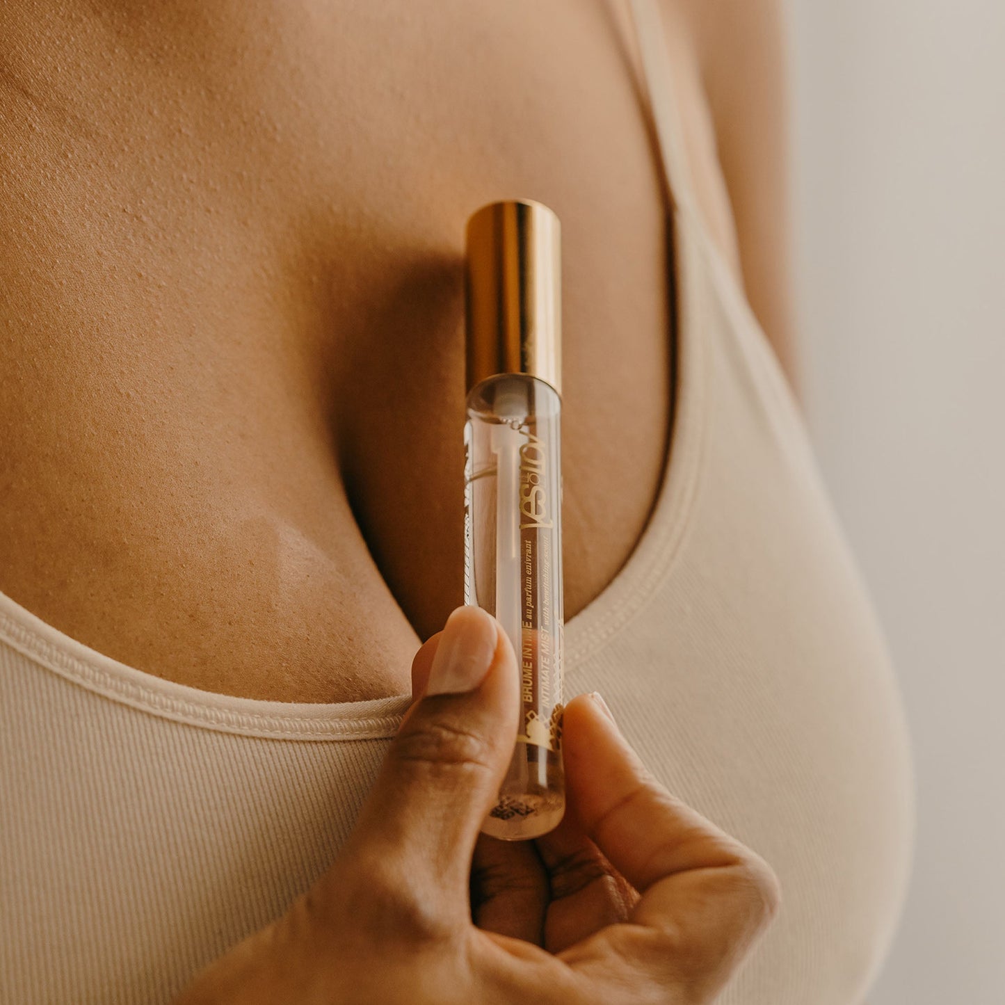 Intimate Mist with an intoxicating scent
