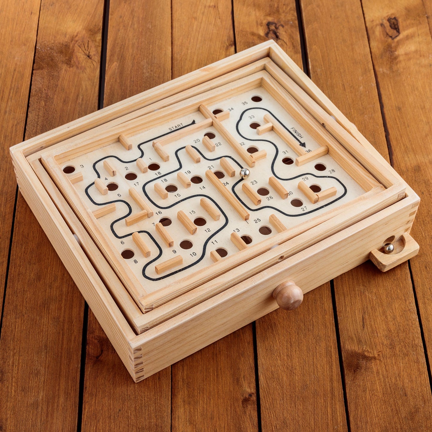 WOODEN MAZE