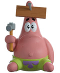 Figurine Patrick avec un clou sur la tête