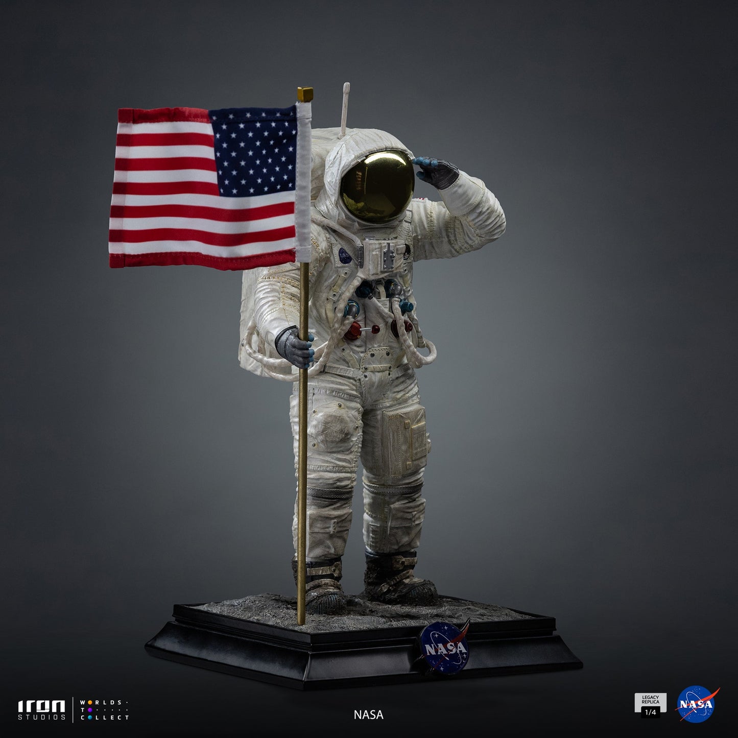 Statue Apollo 11 Astronaut - Nasa - Legacy Replica 1/4
