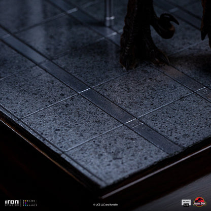 Statue Raptors at the Kitchen's Door - Jurassic Park - Art Scale 1/10 - Jurassic World