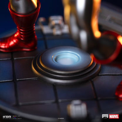 Statue Iron Man Red & Chrome - Marvel Comics - Art Scale 1/10
