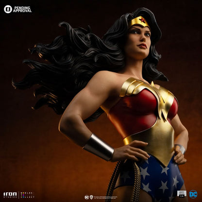Wonder Woman Statue - DC Trinity - Legacy Replica 1/4 - Iron Studios