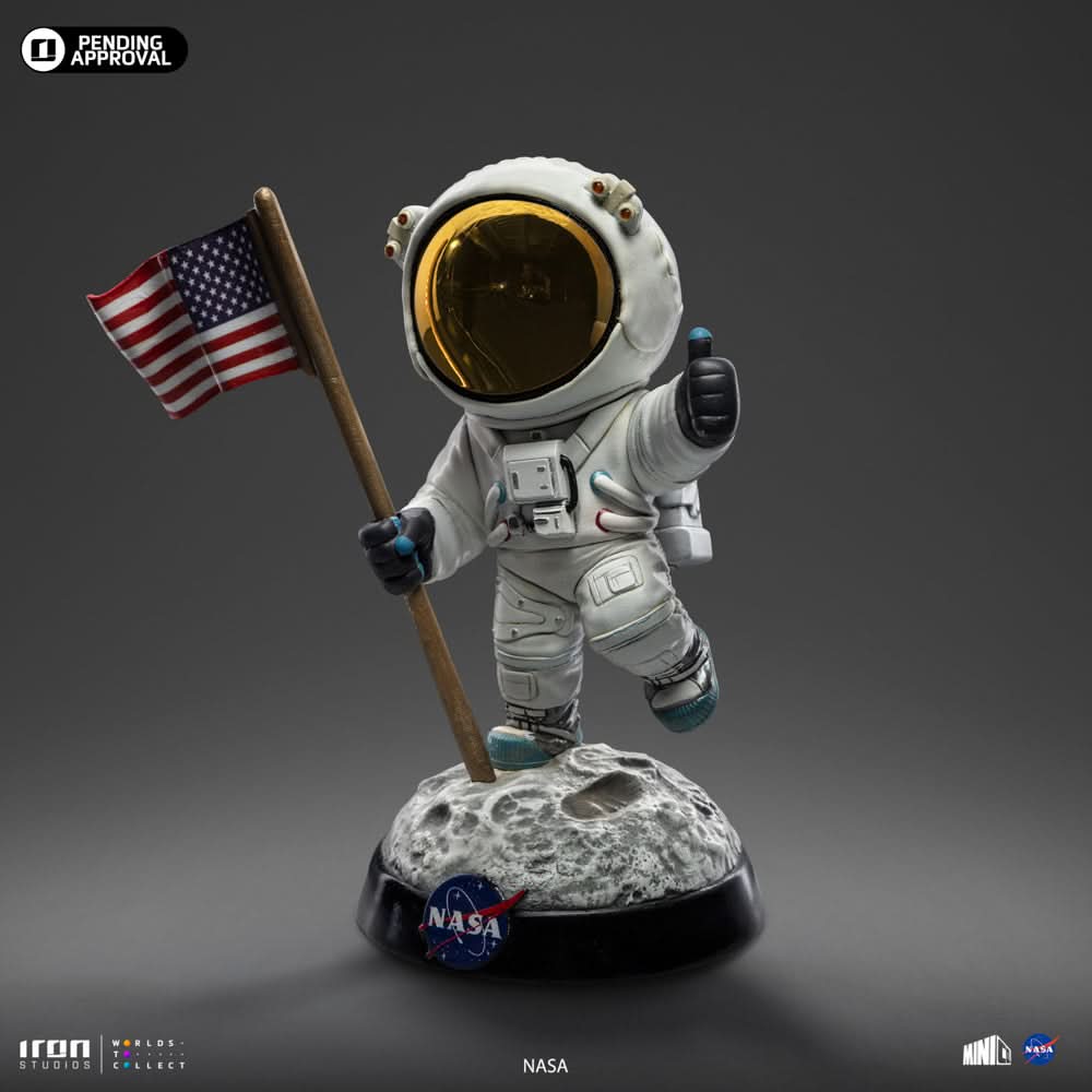 Apollo 11 Astronaut Statue - NASA - MiniCo - Iron Studios