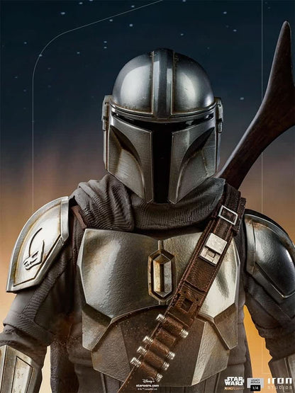 Statue The Mandalorian and The Child - Star Wars: The Mandalorian - Legacy Replica 1/4