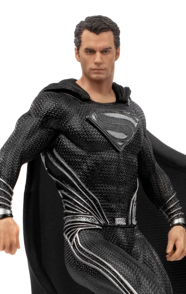 Statue Superman Black Suit - Justice League - Art Scale 1/10