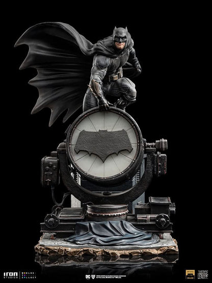 Statue Batman on Batsignal - Zack Snyder's Justice League - Art Scale 1/10