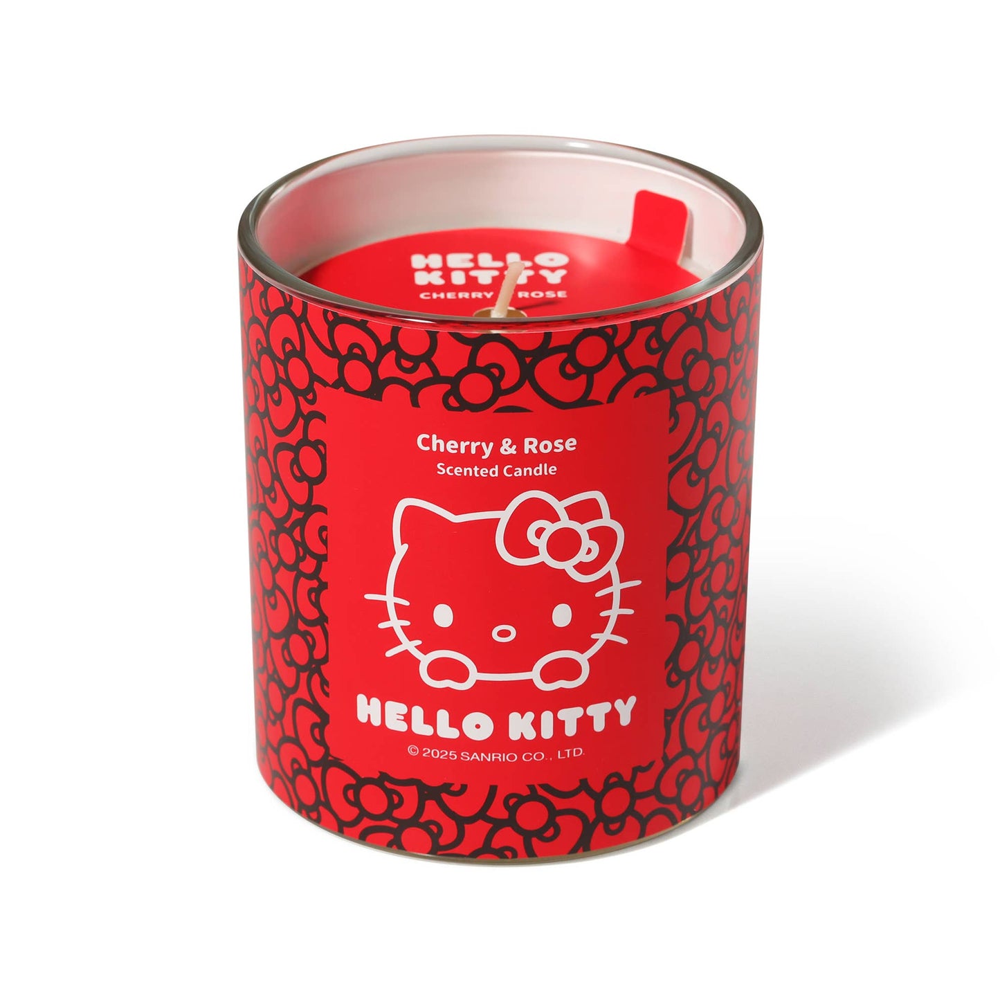 Rode kaars met originele Hello Kitty-print, kersen- en rozengeur.
