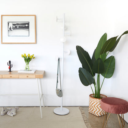 Shiitake Coat Rack – Plastic Details