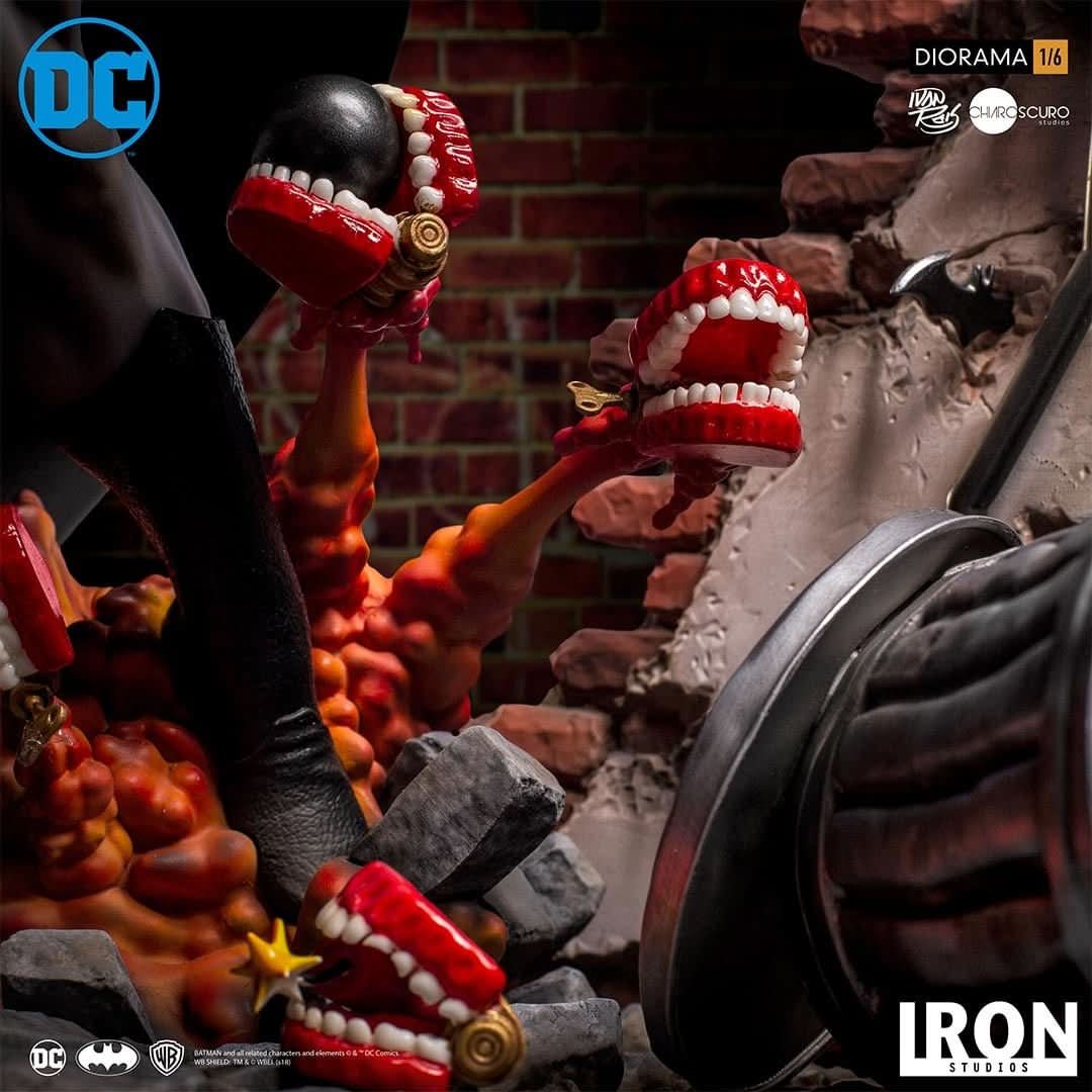 Batman Vs Joker Statue - DC Comics By Ivan Reis - Battle Diorama 1/6 - Iron Studios