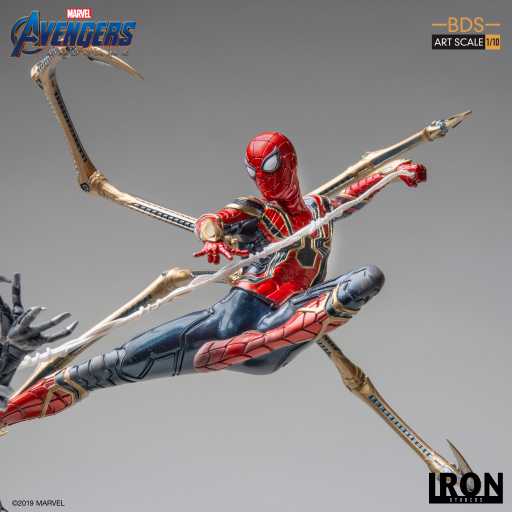 Statue Iron Spider Vs Outrider - Avengers: Endgame - Art Scale - Marvel Comics