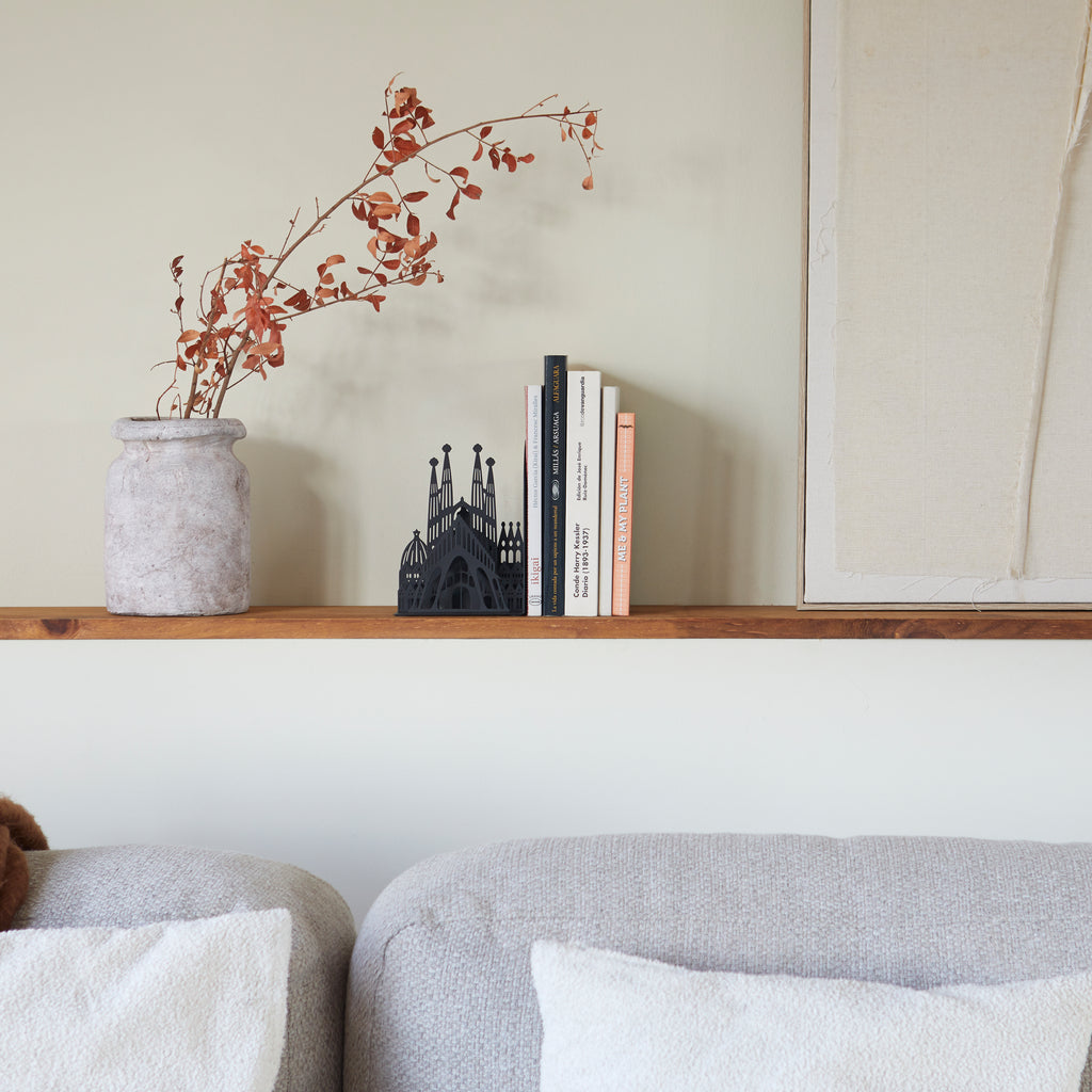 Barcelonian Bookend