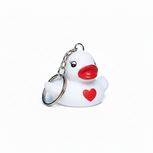 Sleutelhanger met witte eend en rood hartje
