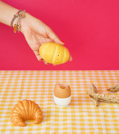 Baguette and croissant salt and pepper shakers