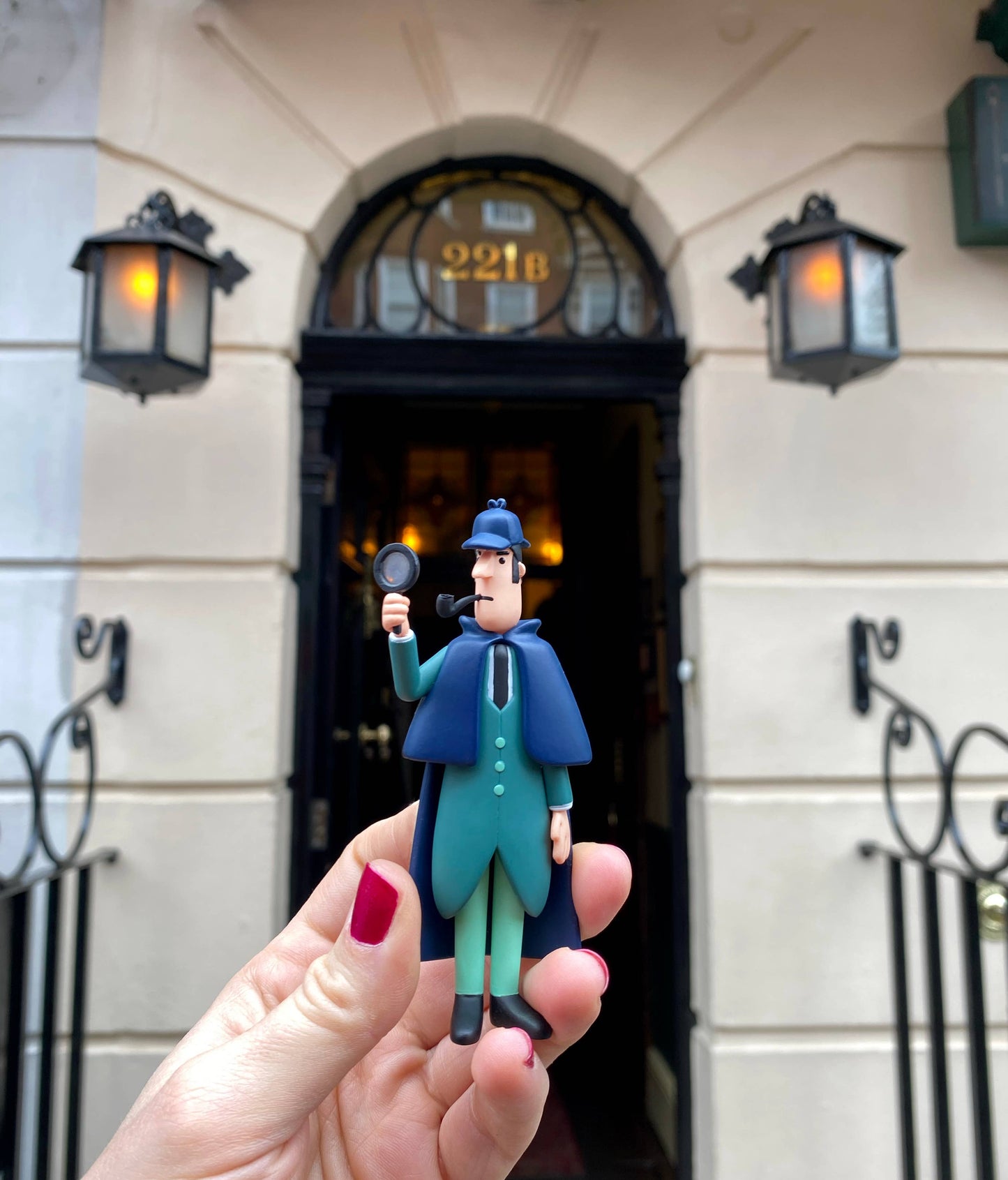 Sherlock - London collectible figurine for literary book lovers