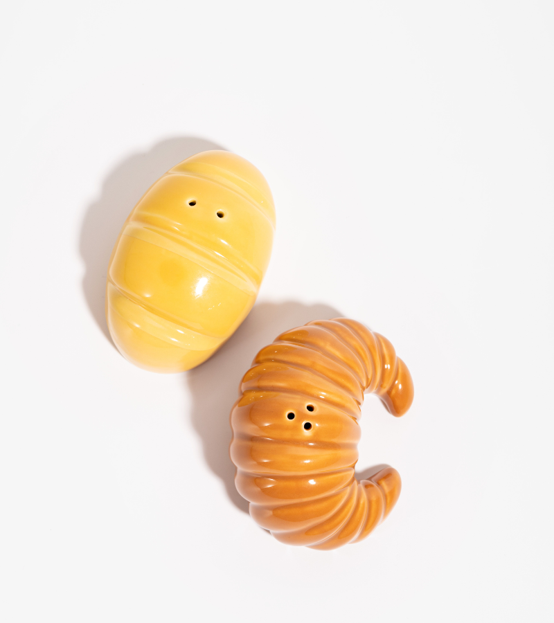 Baguette and croissant salt and pepper shakers