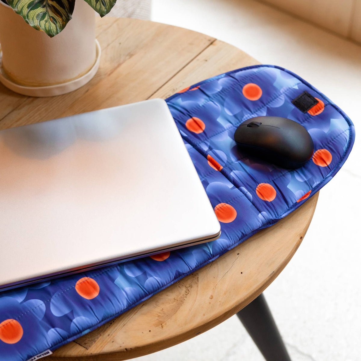 Housse d'Ordinateur Portable Florale Gonflée Bleue