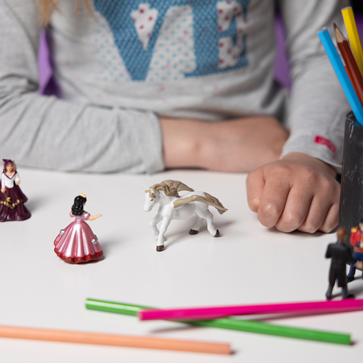 Figurine Mini PLUS Monde enchanté, 12 pièces