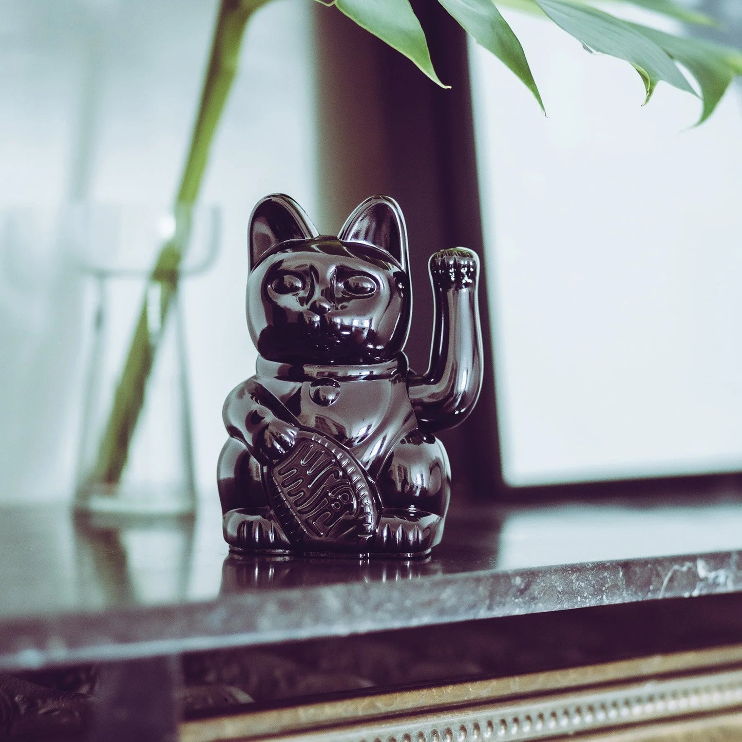 Shiny Black Lucky Cat "Basira"