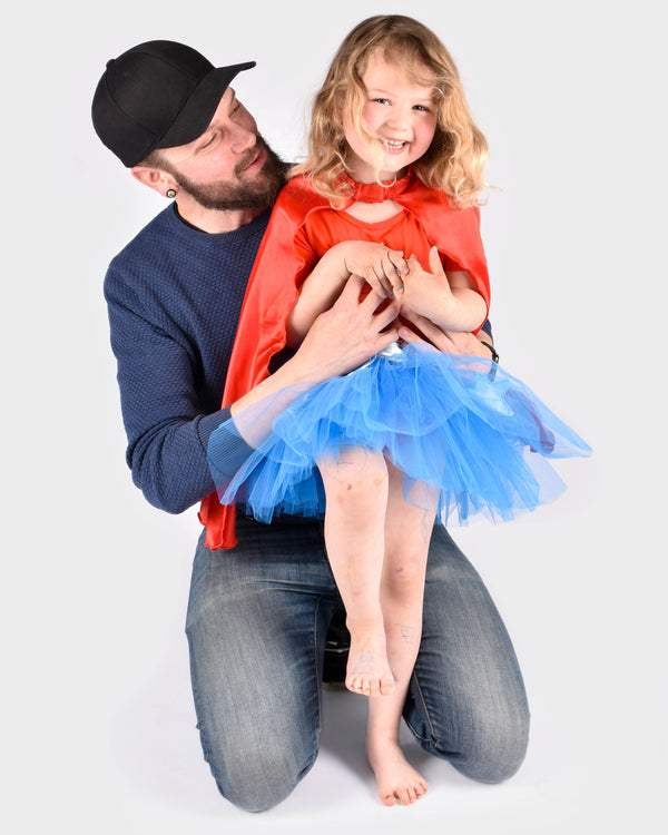 Super Wondergirl avec cape 110-116 cl 4-6 ans