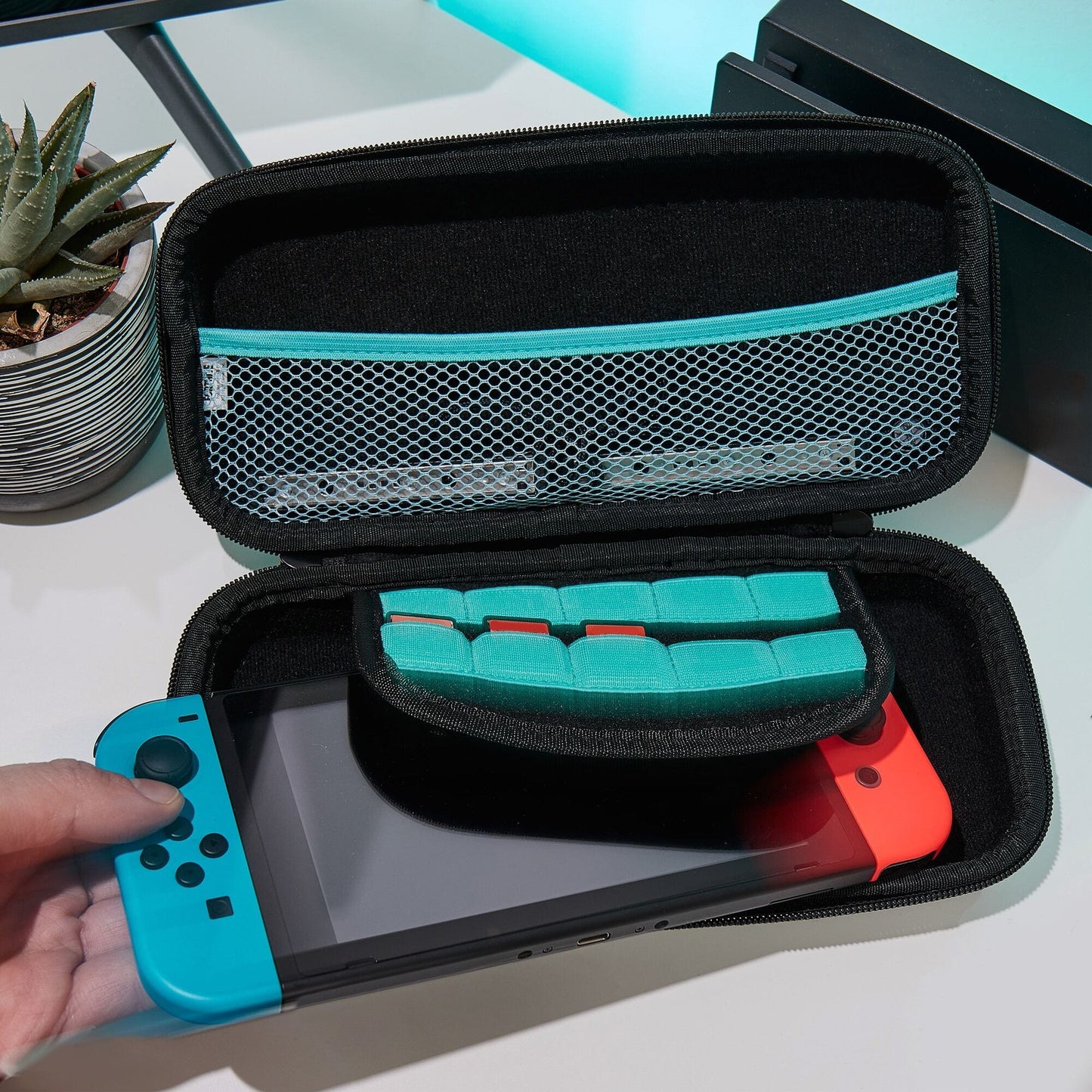 Nintendo Switch Case Fortnite - Lama