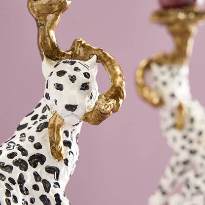 Chandelier Leo, 2 sortes. Résine de poly, 11 x 10,5 x 33 cm