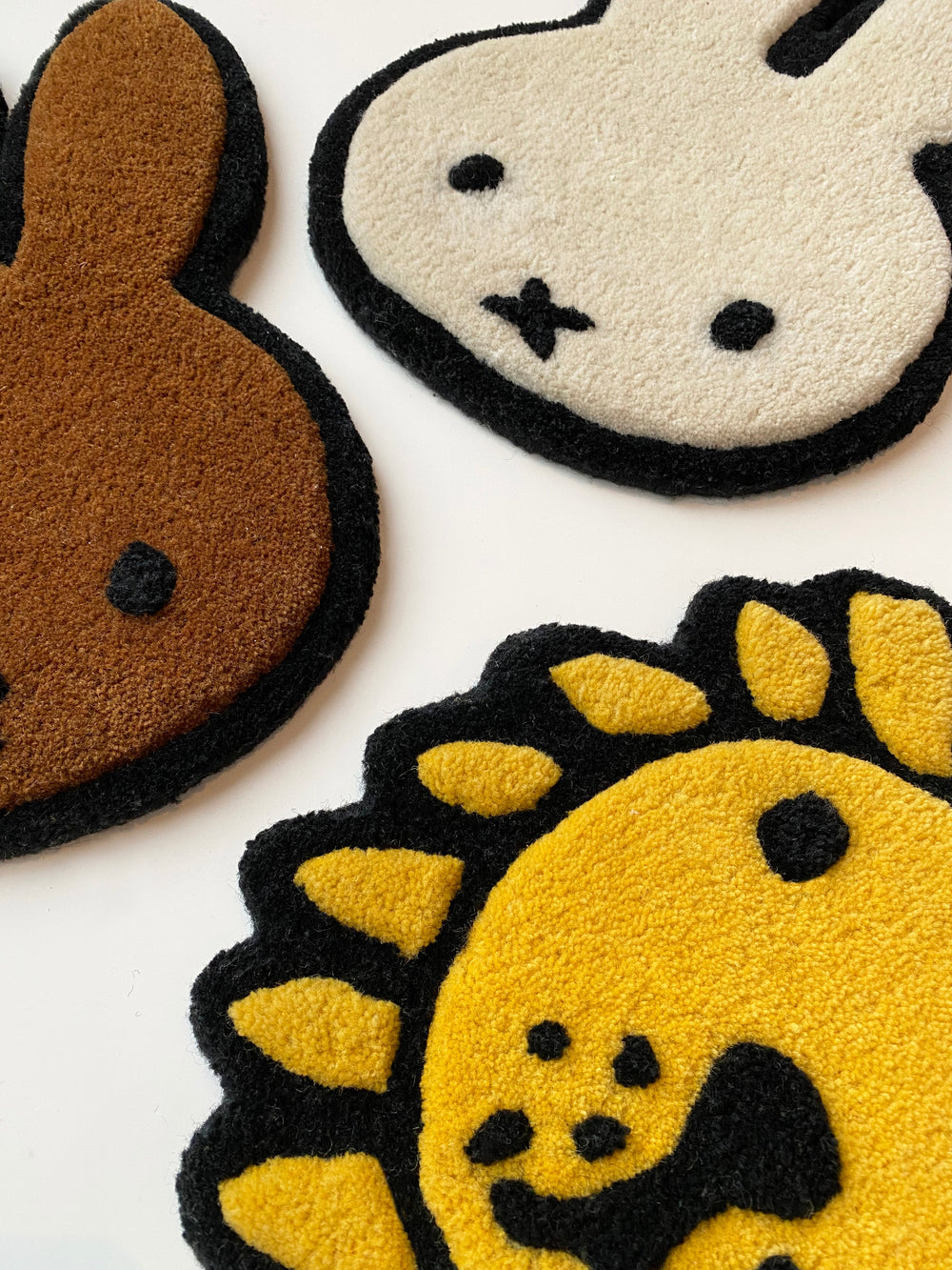 Miffy & Friends wall mat - Miffy