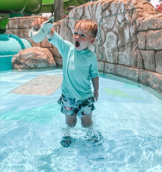 Crocodile Pourer, Duck Blue