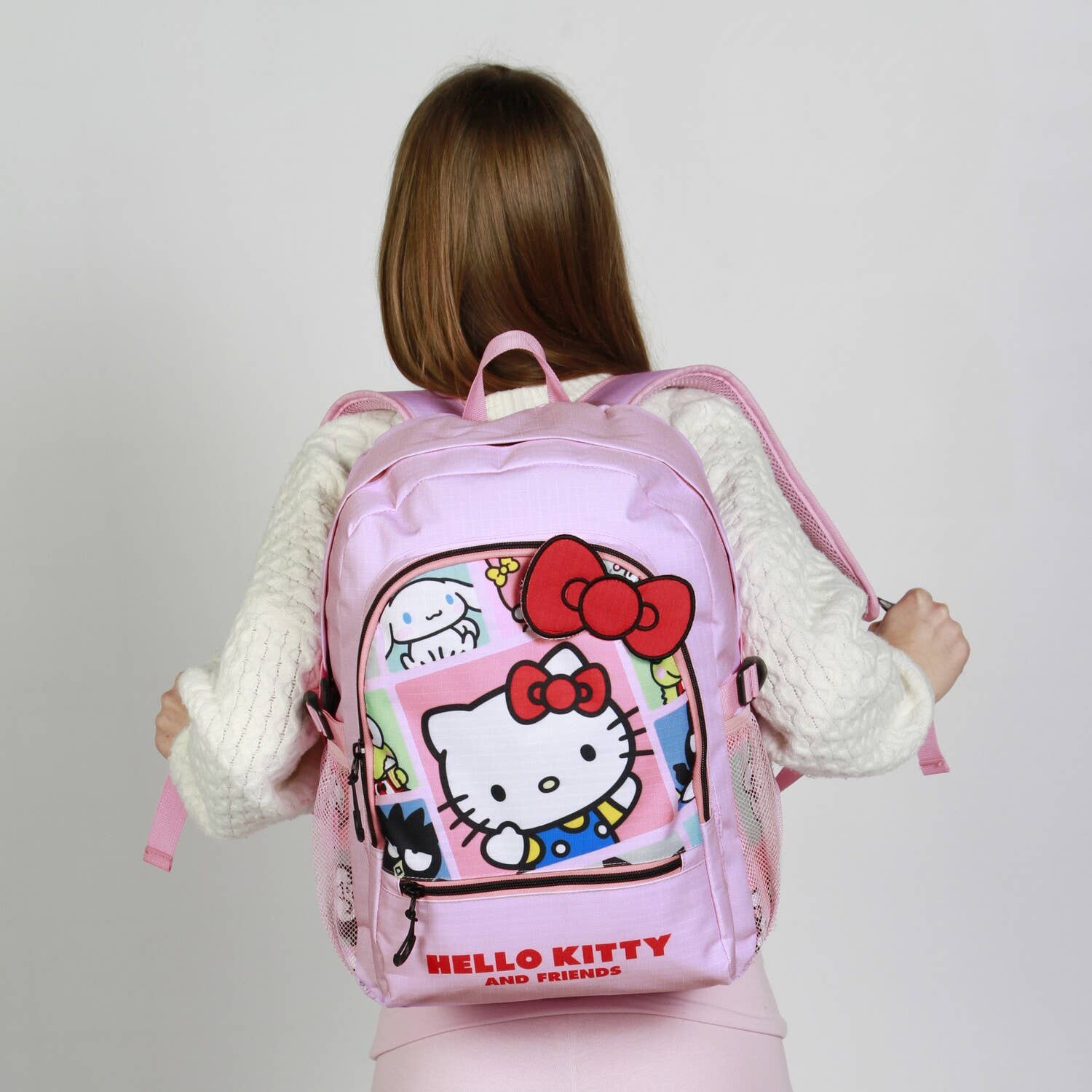 sac a dos sanrio hello kitty panels karactermania