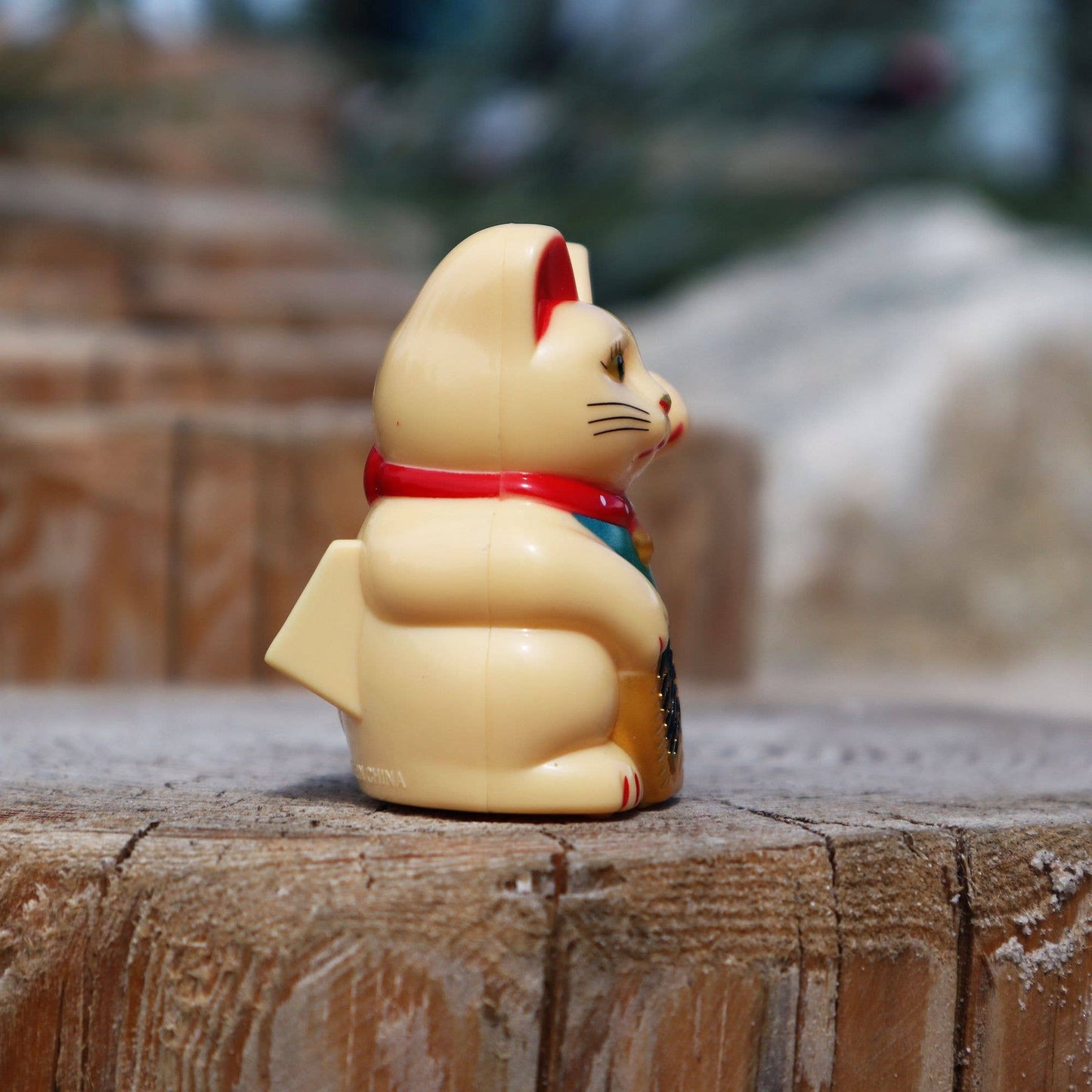 Lucky solar beige mini cat 5cm