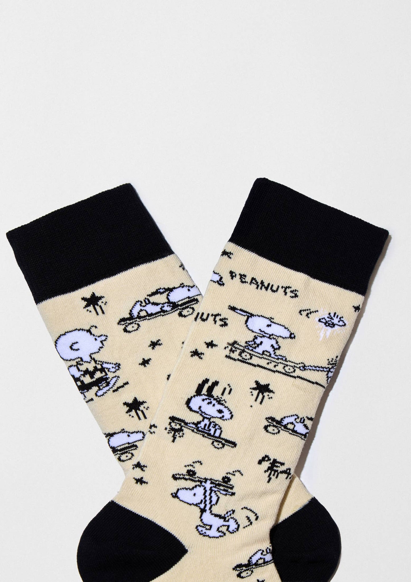 BeSnoopy Skate Socks