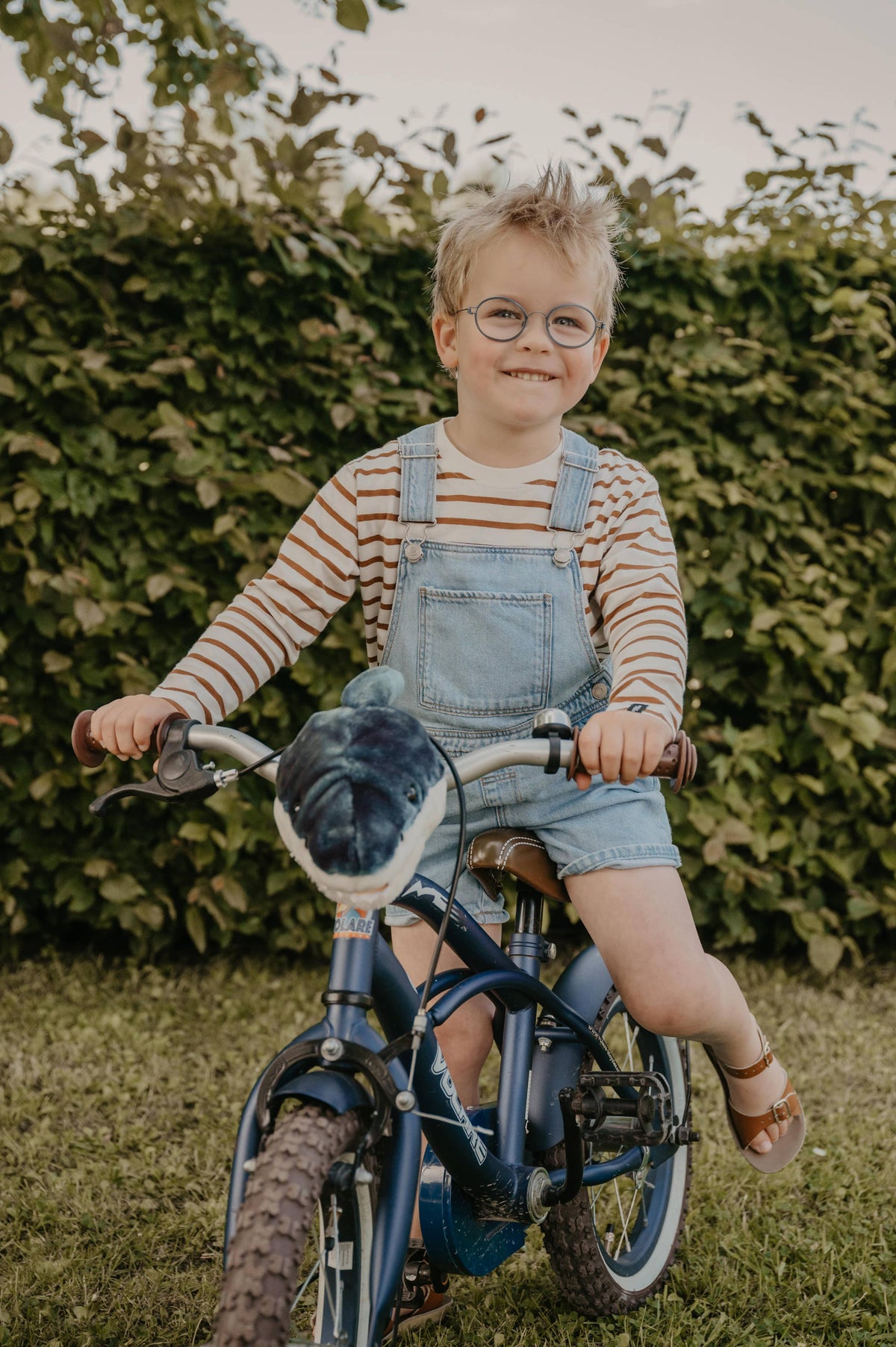 Accessoire Tête de Requin pour vélo et trottinette enfant