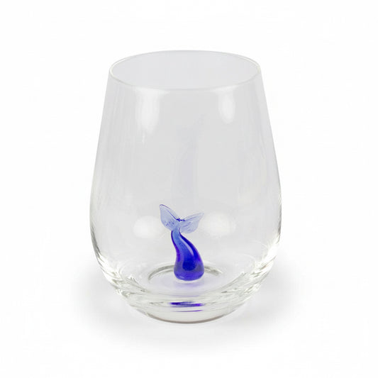 Verre à boire avec petite queue de baleine en verre