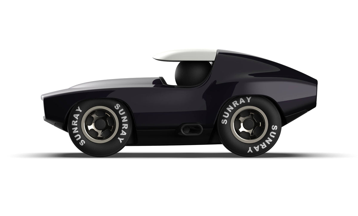 Verve Fastback Skeeter zwarte auto