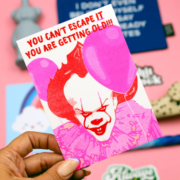 Pennywise-ansichtkaart: Je kunt er niet aan ontsnappen (risoprint)