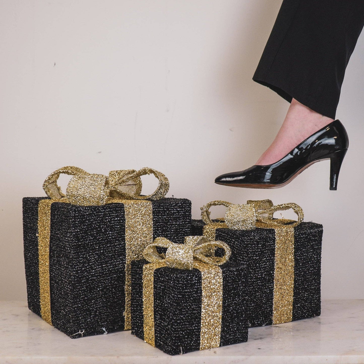 Cadeau de Noël LED - S3 - Polystyrène - Noir/Or - 15/20/25 cm