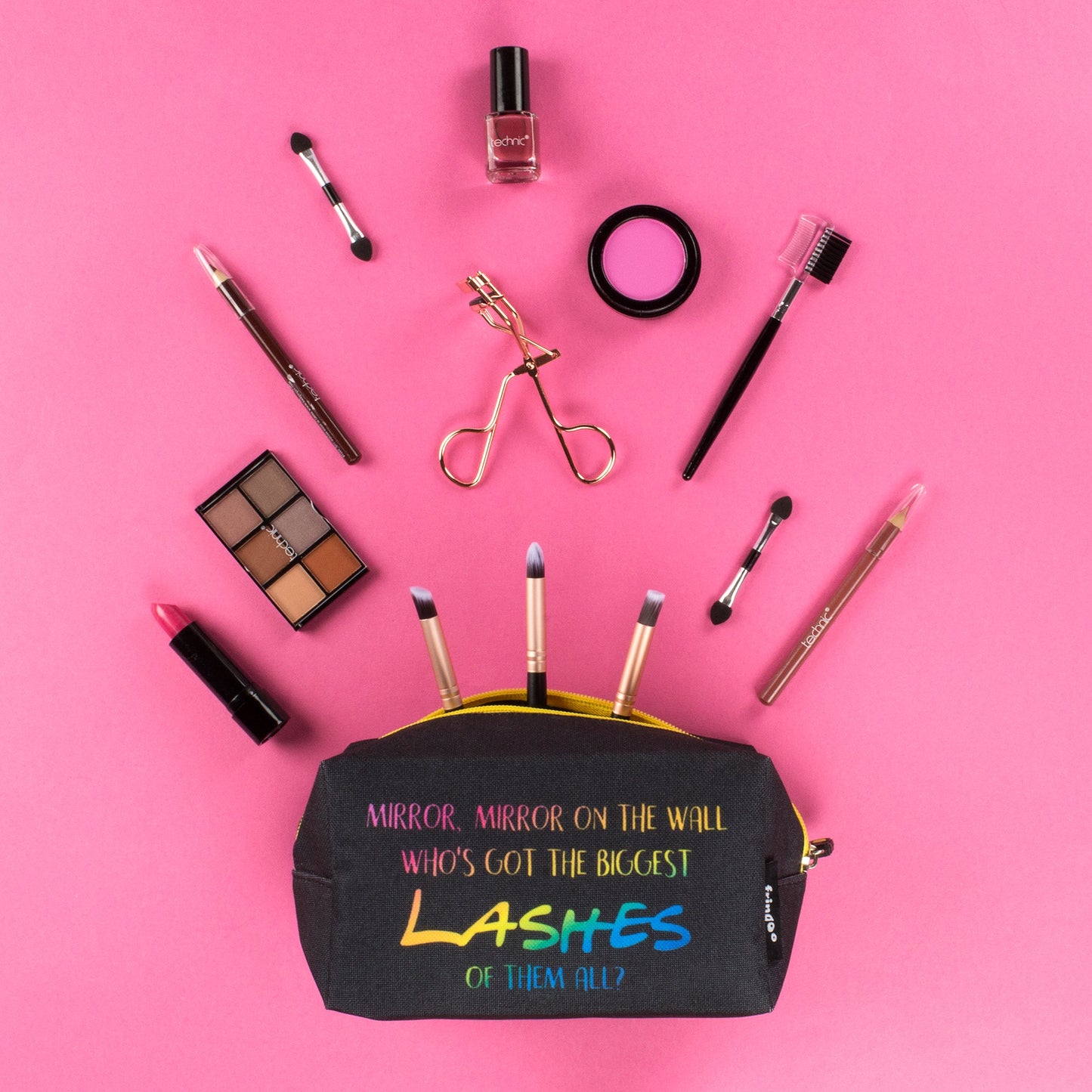 Biggest Lashes Trousse scolaire ou de maquillage